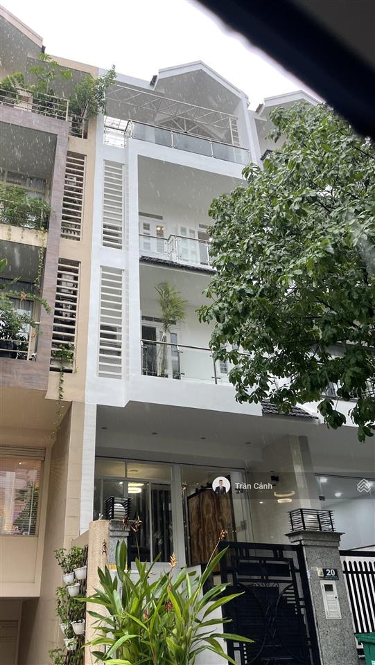 Bán nhanh nhà mặt phố him lam. giá tốt nhất toàn khu. 0908 355 *** mr cảnh