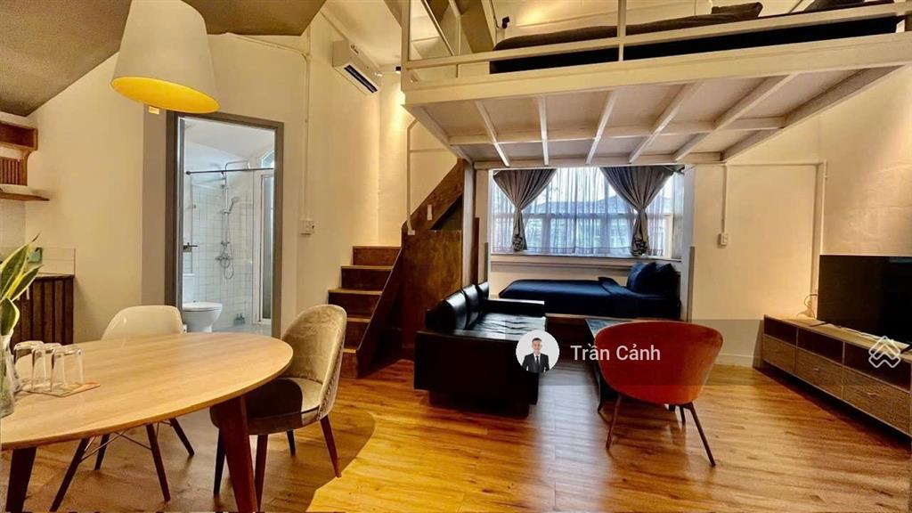 Bán nhanh biệt thư song lập 220m2 giá rất tốt tại khu nam phú mỹ hưng