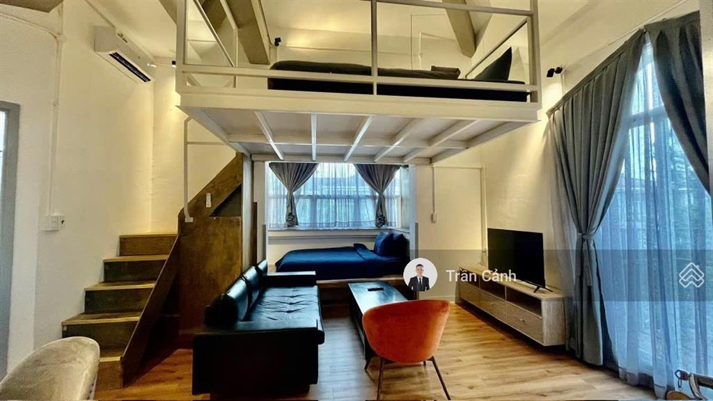 Bán nhanh biệt thư song lập 220m2 giá rất tốt tại khu nam phú mỹ hưng