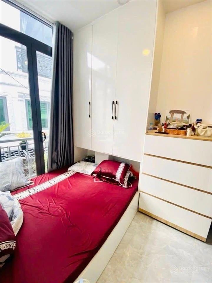 Nhà lê trực bình thạnh 3 tầng 1 tỷ 499