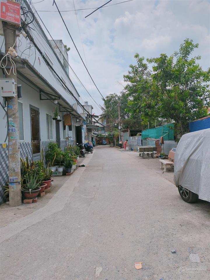 Nhà hẻm xe hơi ql 13 ngay đại học luật 8x30m dt 250m giá 13 tỷ