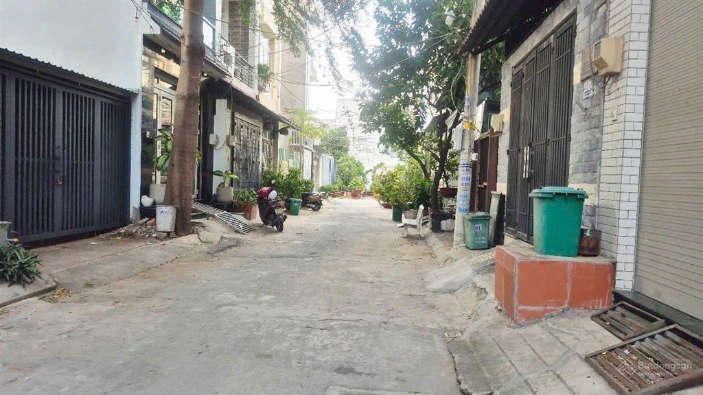 Đất khu phân lô đồng bộ có vỉa hè 60 giá 4.9 tỷ