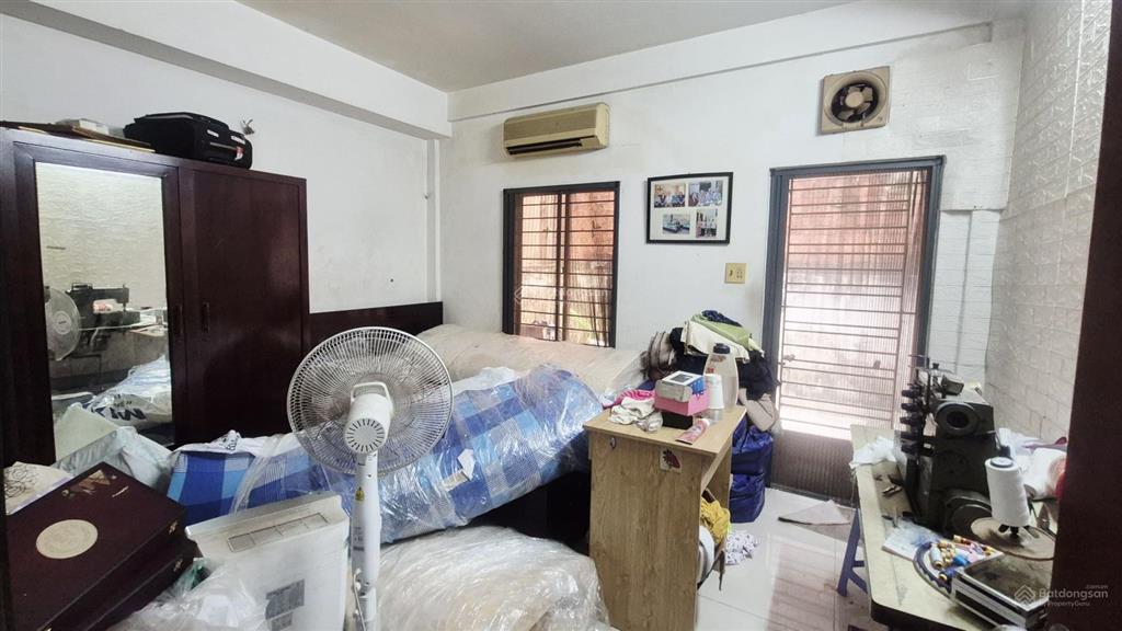 Nhà mặt tiền đường ngay giáo xứ khiết tâm 140m ngang 6m giá 9,5 tỷ thương lượng