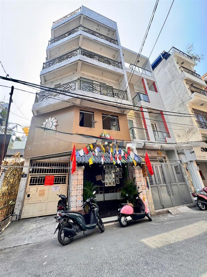 BÁN SIÊU PHẨM LÔ GÓC 2 MẶT TIỀN HXH Đ.NGUYỄN TRÃI, QUẬN 1- DT 225M2 NGANG LỚN 12M*19M-