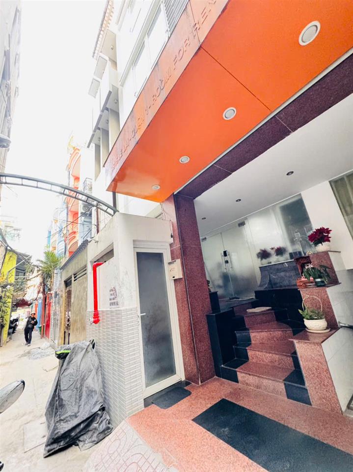 CHỦ 1 ĐỜI XƯA DỄ THƯƠNG CẦN BÁN NHÀ 2 TẦNG MẶT TIỀN HẺM Đ.LÊ LAI, QUẬN 1- DT 4M*15M- CHỈ