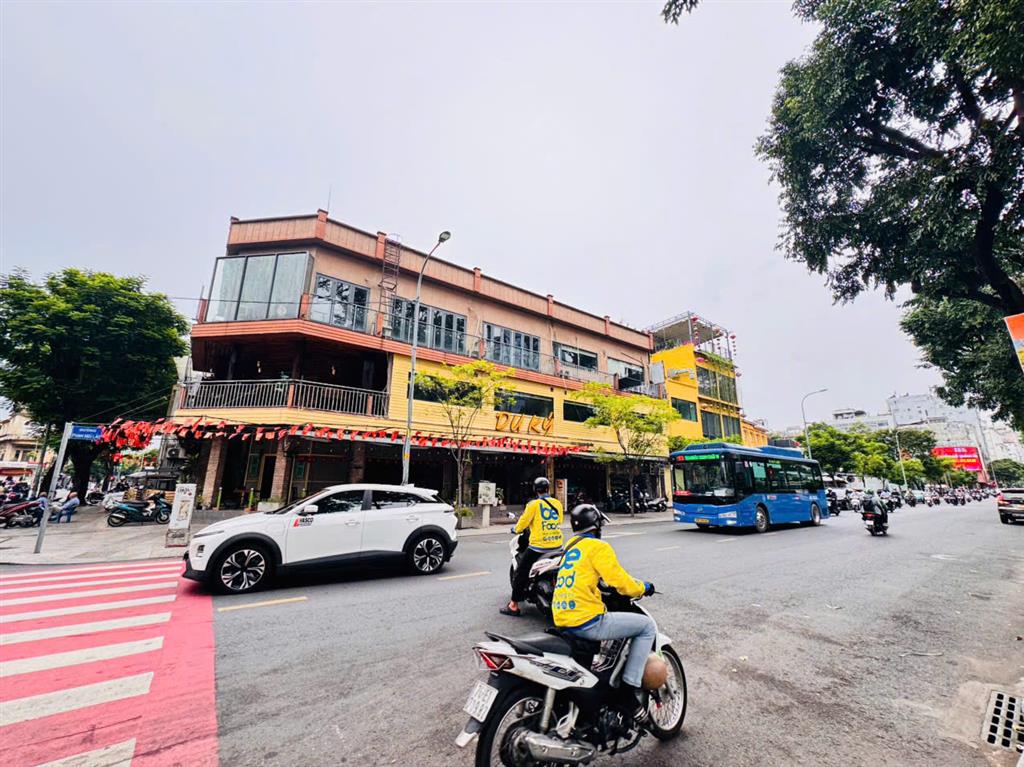 SIÊU PHẨM KHAN HIẾM BÁN NHÀ C4 MẶT TIỀN PHẠM NGŨ LÃO. Q.1(P.BẾN THÀNH)- DT 5,3M*13.3M-