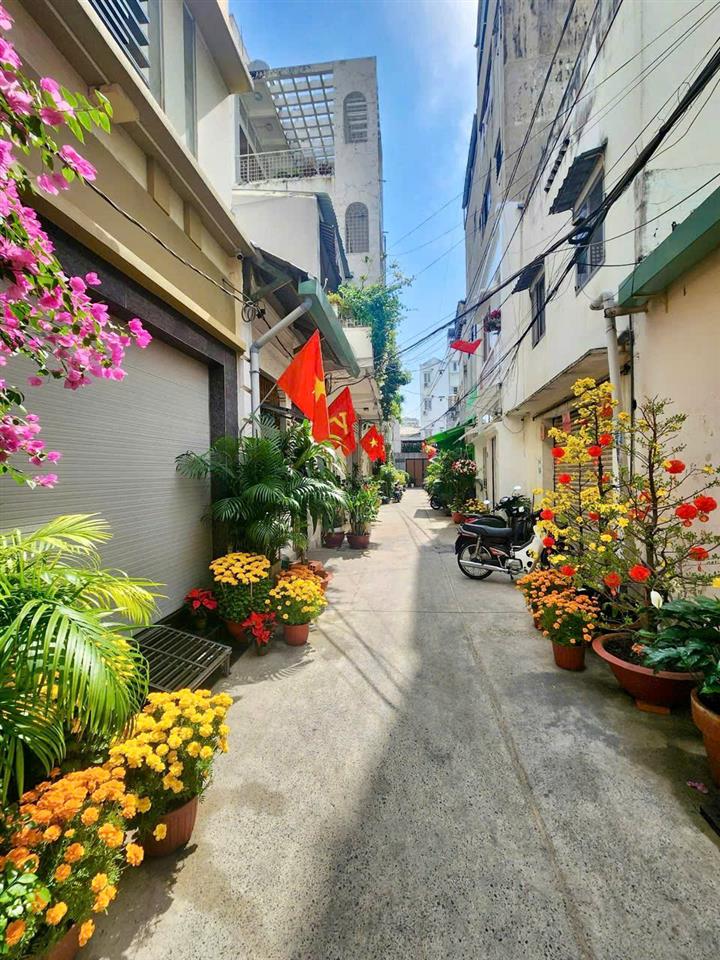 QUẬN 1: BÁN NHÀ 5 TẦNG MẶT TIỀN HXH HAI BÀ TRƯNG, P.TÂN ĐỊNH- DT 4,2M*17M VUÔNG ĐẸP-
