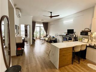 Chính chủ bán cc 2pn, tầng cao, view đẹp, vị trí tốt, nội thất xịn tiện an cư