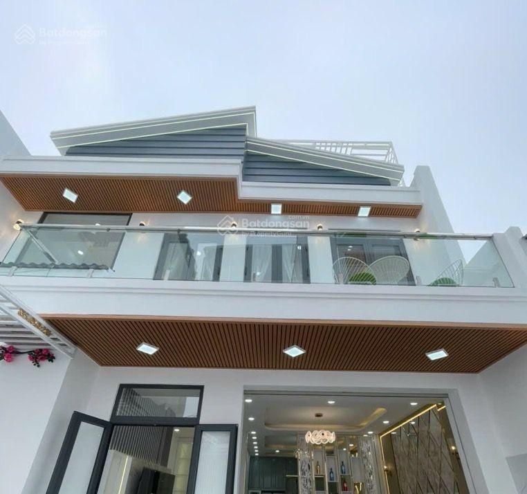 Bán nhà quận 7  112m  ngang 8m  chỉ nhỉnh 9 tỷ