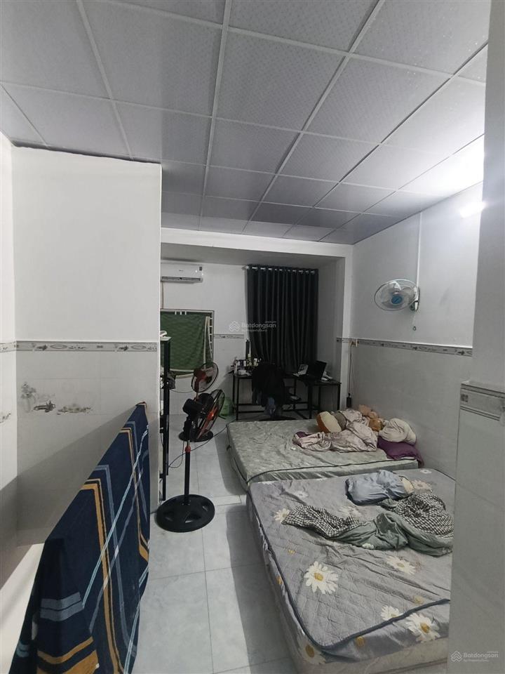 Nhà hẻm ô tô  gần chợ  kdc yên tĩnh  phù hợp mua ở lâu dài
