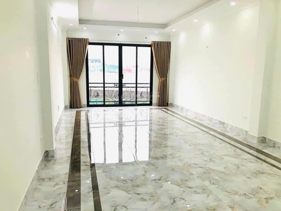 Cho thuê mặt phố nút giao minh khai , đại la , bạch mai 100m2 ,6 tầng ,thang máy, 45t