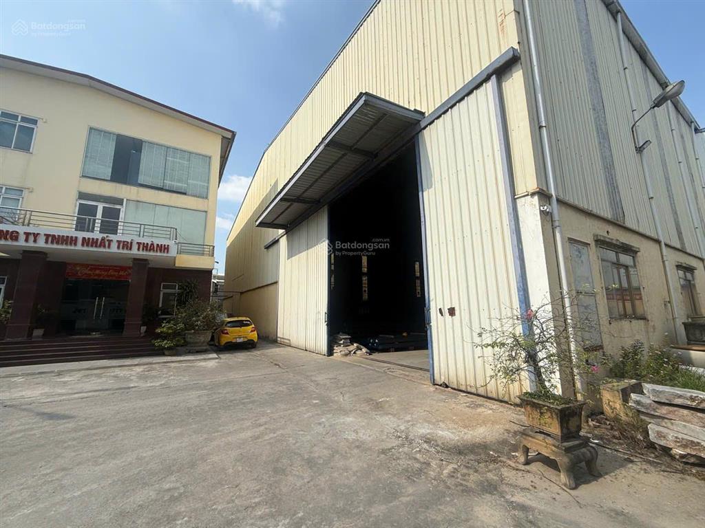 Văn phòng,nhà kho xưởng ql32 cầu diễn ,xuân phương, tổng 1000m2 ngăn được riêng 200,400,600,15t/th
