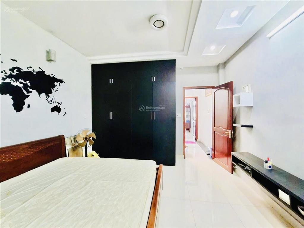 Hxh  ngang 4m (90m2)  5 tầng  chỉ 9 tỷ hơn xíu (tl)  ngay gò dầu