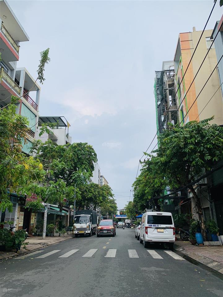 Mặt tiền kd ngay chợ tân hương  61m2  đường nhựa có lề cực đẹp  2 tầng  nhỉnh 7 tỏi (tl)