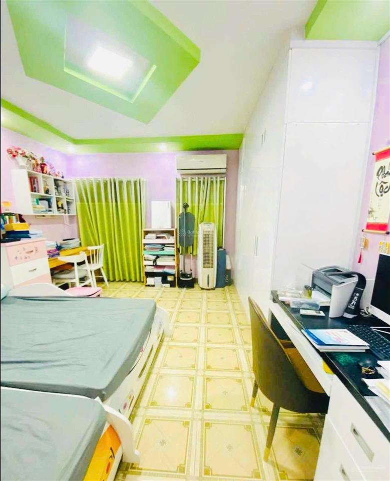 Nhà 2 tầng  hẻm xe hơi  ngay tân quý giáp tân hương  60m2  ngang 4m  nhỉnh 6 tỷ