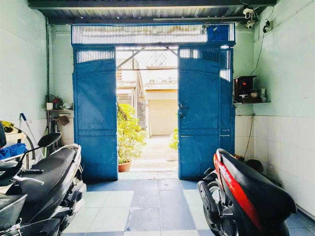 Khu dân trí nhà cao tầng  ngay nguyễn sơn, lũy bán bích đường 8m  ô tô ngủ nhà  90m²  8pn