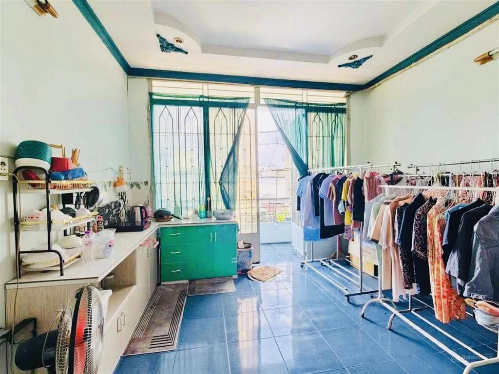 Khu dân trí nhà cao tầng  ngay nguyễn sơn, lũy bán bích đường 8m  ô tô ngủ nhà  90m²  8pn