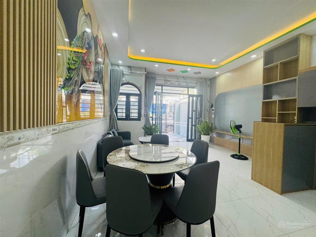 Cần bán nhà chính chủ cần bán ngay trong tháng thu về nhanh a chị cần mua  e nhah 0393 451 ***