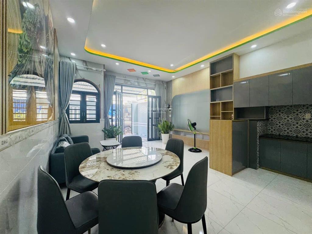 Cần bán nhà chính chủ cần bán ngay trong tháng thu về nhanh a chị cần mua  e nhah 0393 451 ***