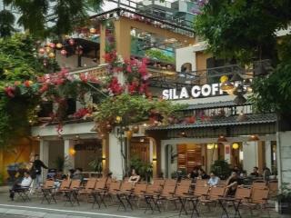 Cho thuê nhà mặt phố ngọc khánh, mt 20m, 1400m2, giá siêu hời