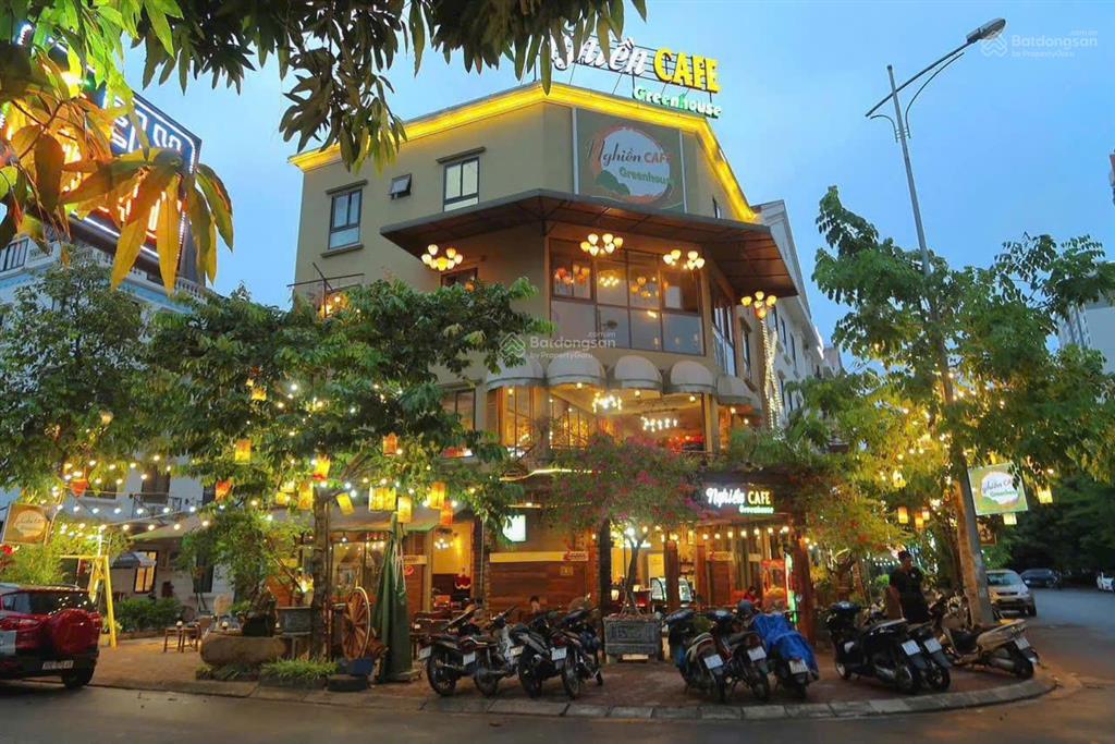 Cho thuê nhà mặt phố tại khu ngoại giao đoàn, lô góc, 400 m2