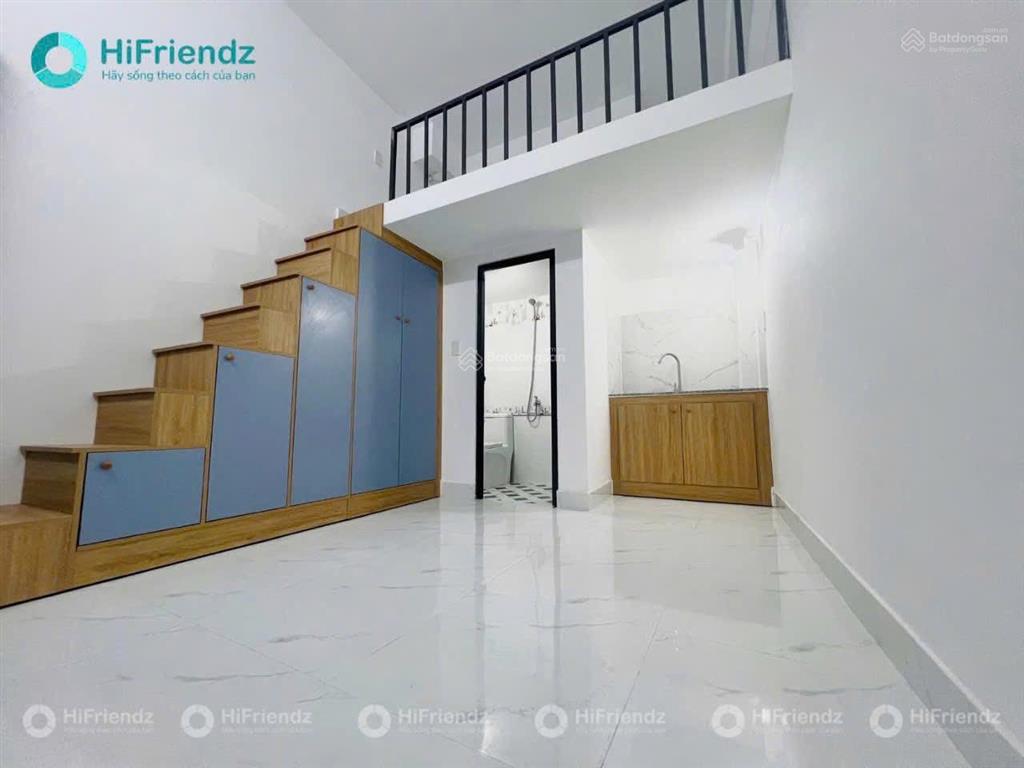 Cho thuê phòng giá rẻ ngay đh fpt, hutech làng đh gần lê văn việt full nội thất