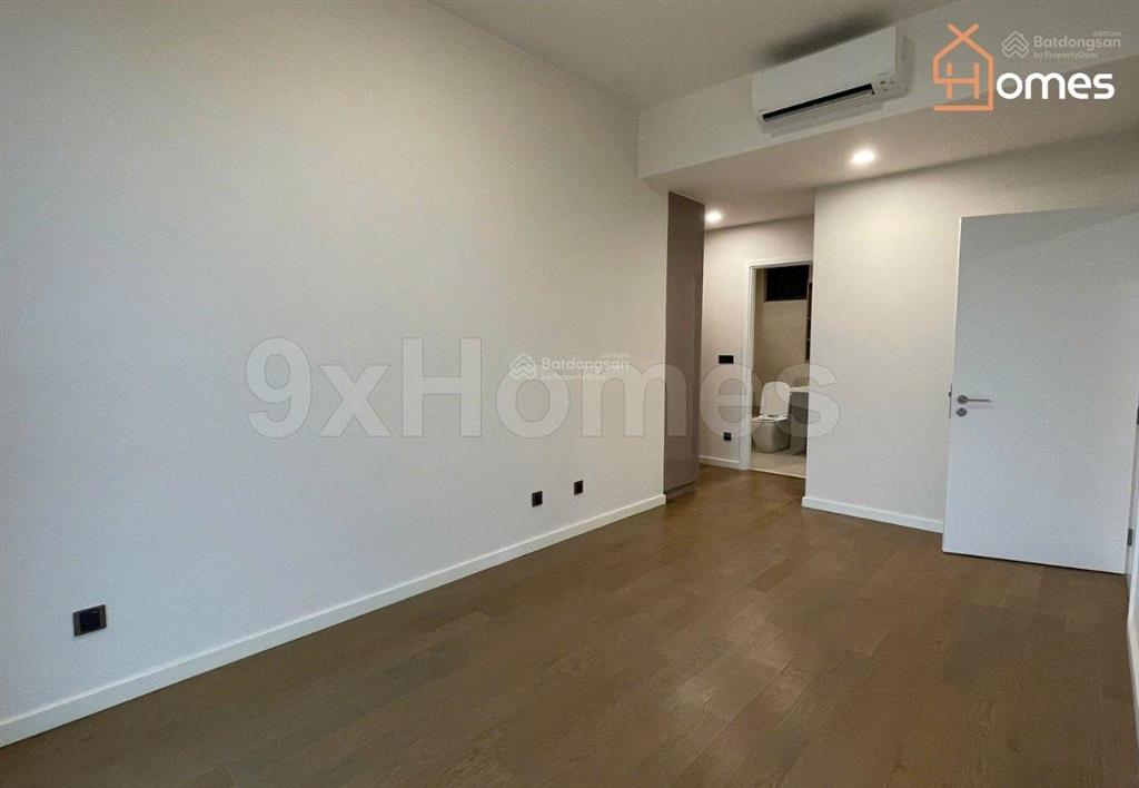 Cho thuê 3pn layout hiếm view sông, nội thất cơ bản