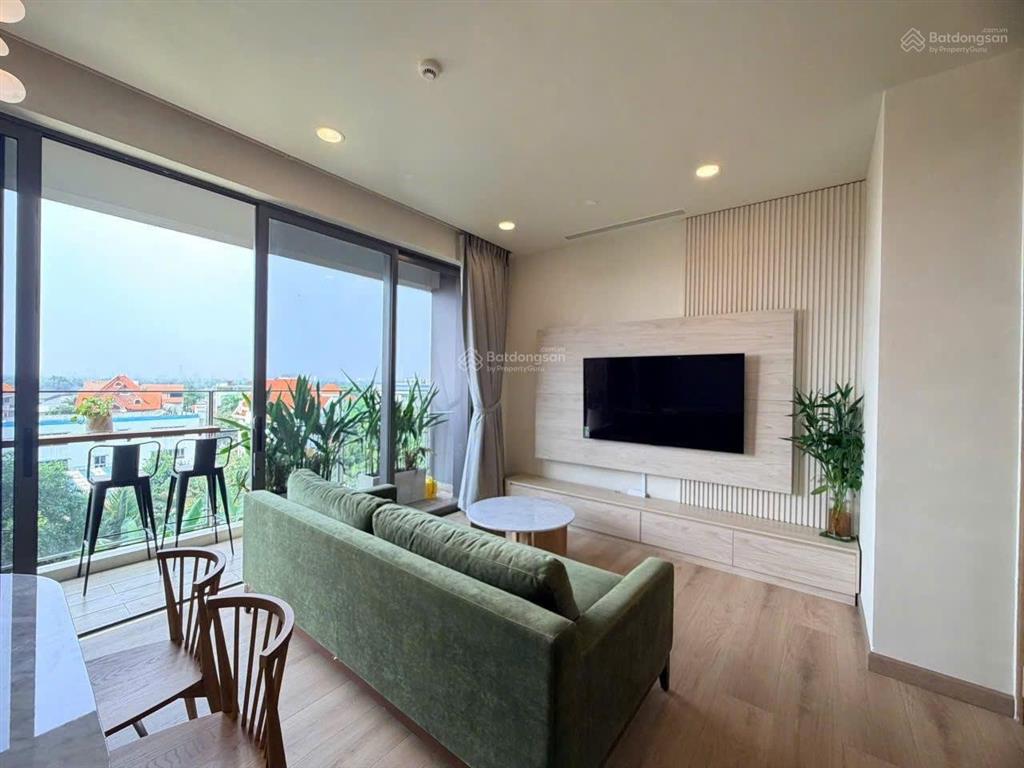 Cho thuê 3pn giá tốt thang máy riêng, view sông  trống sẵn