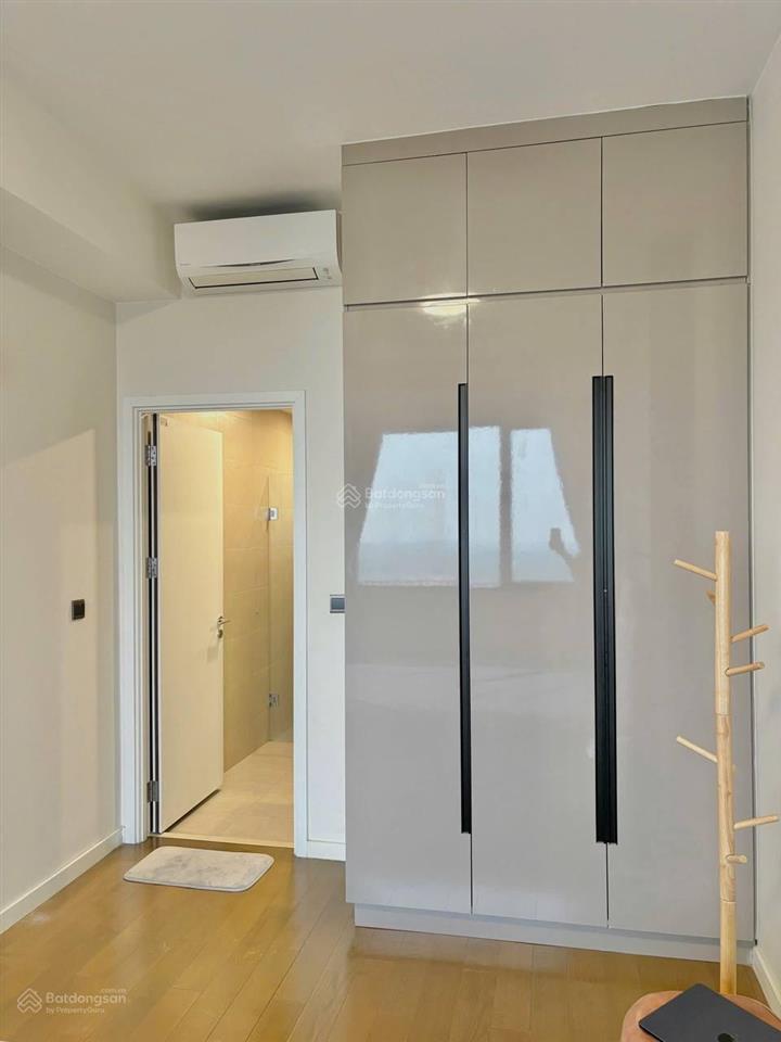 Cho thuê 1pn view sông full nt, hàng hiếm, tầng cao, có thể vào ở ngay
