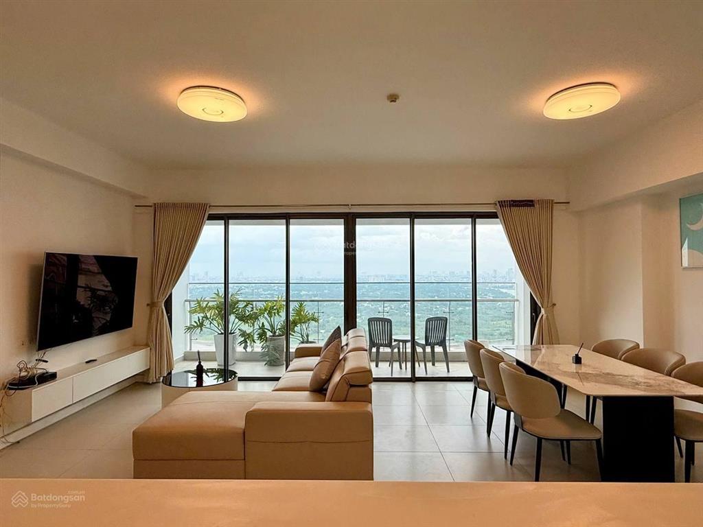 Cho thuê 3pn full nt, giá tốt, tầng cao, view sông trực diện k chắn