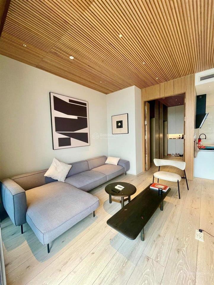 Giá tốt  bán 3pn full nt, view sông siêu đẹp