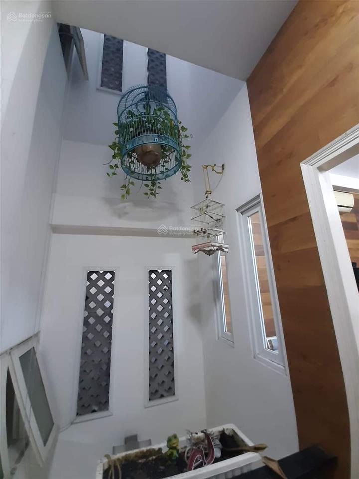Chính chủ bán nhà 1 trệt 2 lầu vừa ở vừa kinh doanh quận 7