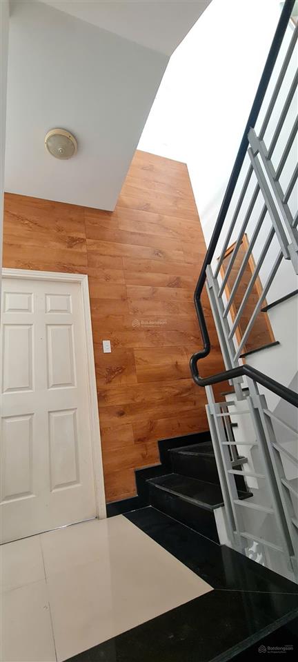 Chính chủ bán nhà 1 trệt 2 lầu vừa ở vừa kinh doanh quận 7