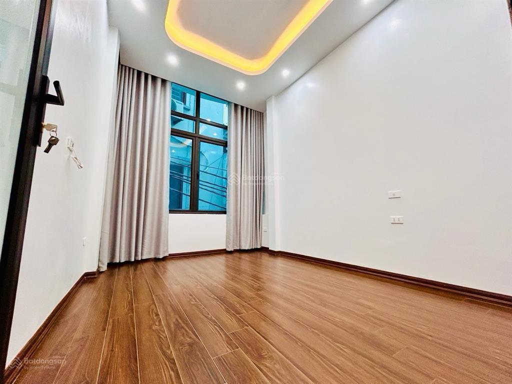 Nhà phố thanh xuân nhỉnh 8 tỷ, 5 tầng, nhà mới full nội thất đẹp, người nhà cần nên bán rẻ