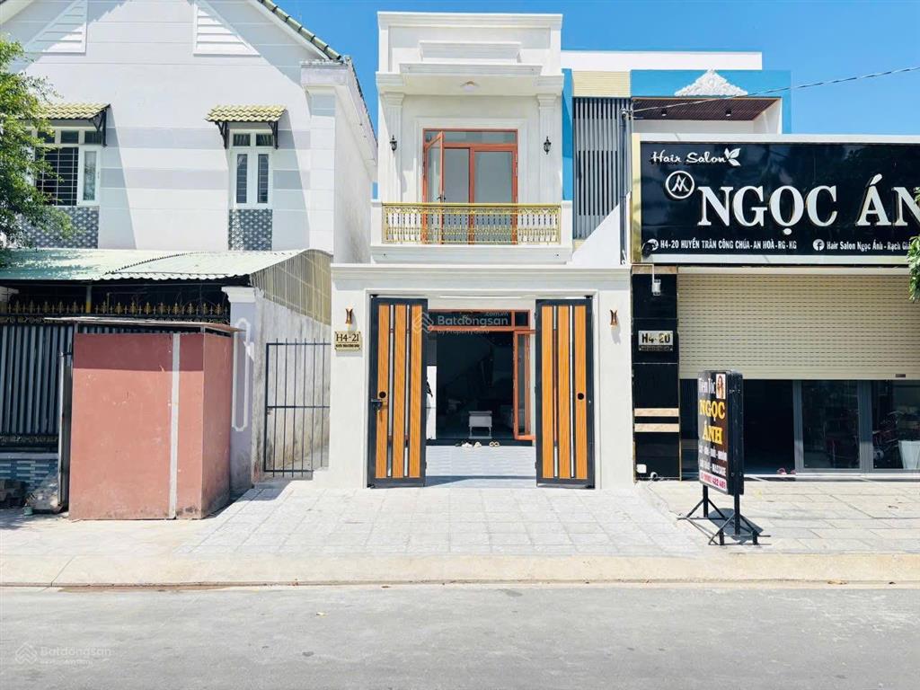 Nhà mặt tiền đường huyền trân công chúa. rạch giá  an giang. gần bệnh viện tỉnh, kđt phú cường