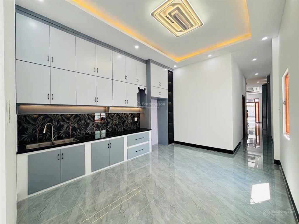 Nhà mặt tiền đường huyền trân công chúa. rạch giá  an giang. gần bệnh viện tỉnh, kđt phú cường