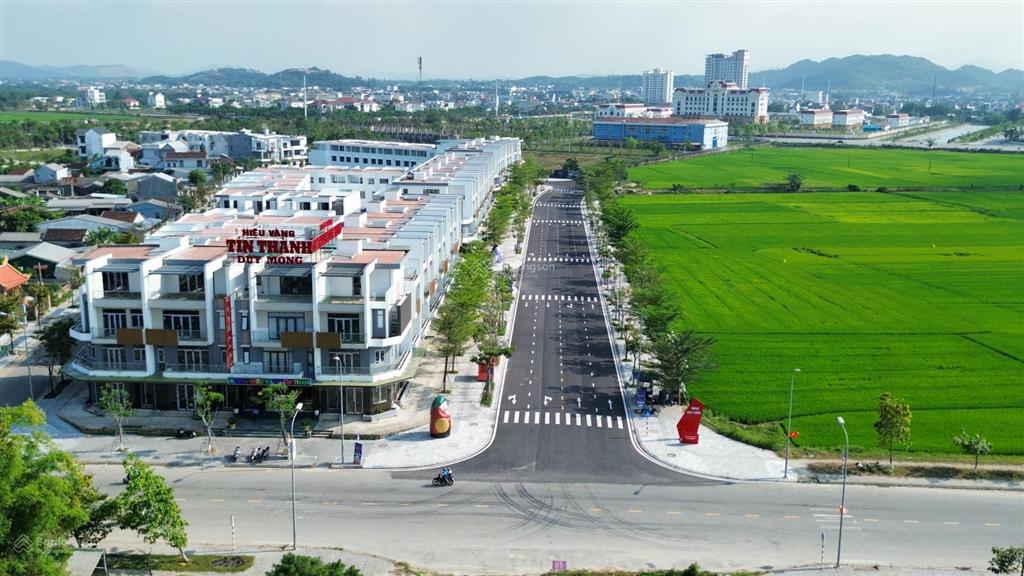 Bán bt 119m2, 10,253 tỷ, 6pn, 6wbán bt 119m2, 10,253 tỷ, 6pn, 6wc ở hoàng quốc việt, p.an cựu, huế