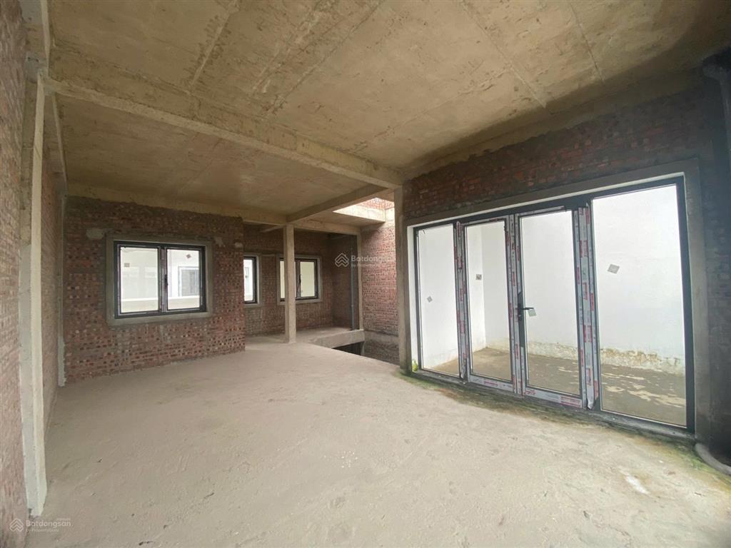 Bán gấp nhà mặt phố 102m2 giá thỏa thuận tại hoàng quốc việt, an cựu, huế