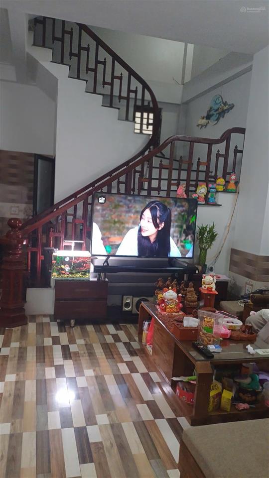 Nhà đẹp 3 tầng 40m2 tổ 9 tt quang minh  ở sướng, tặng toàn bộ nội thất
