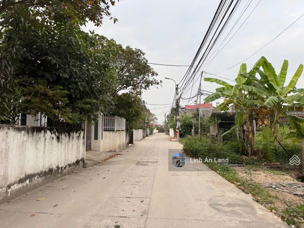Bán 69m2 tổ 9 tt quang minh ô tô 7 chỗ ngủ trong đất  nhỏ tiền, vuông vắn
