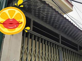 Nhà 3 tầng 60m2 tt chi đông  ô tô 5 chỗ đậu cửa  tặng nội thất, sẵn ở