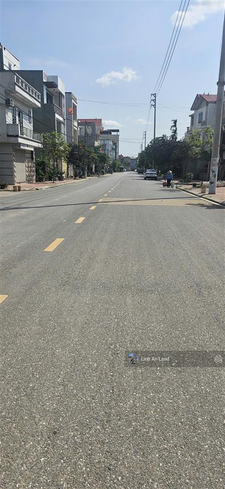 Bán 54m2 đất tổ 8 quang minh  hàng xóm mê linh plaza  ô tô đỗ cửa