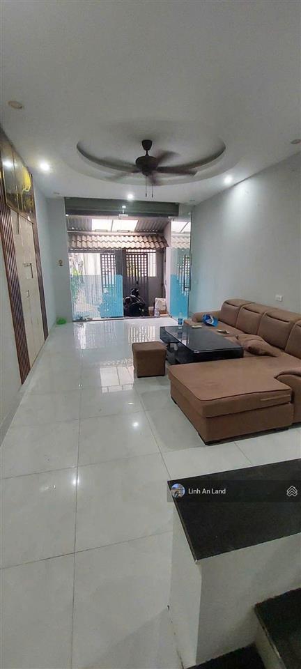 Bán nhà 3 tầng 68m2 đẹp long lanh lâm hộ, quang minh, ô tô đỗ cửa