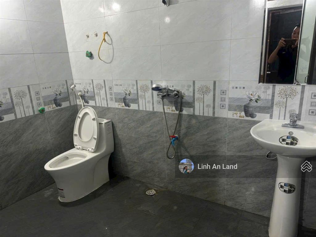 Nhà 2 tầng 67m2 mới long lanh điền xá, quang tiến  khu vực sầm uất  ô tô đỗ cửa