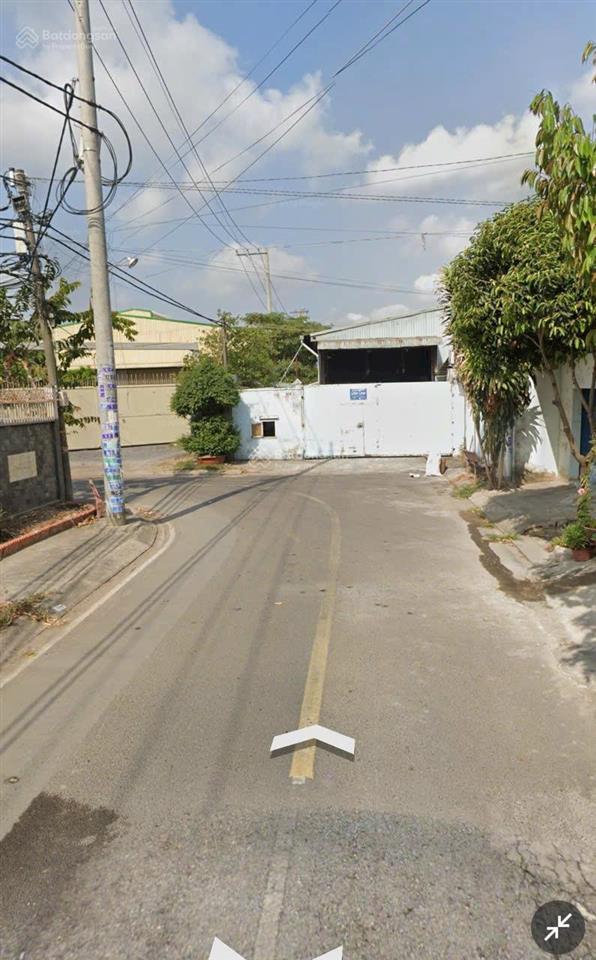 Đất lớn xã xuân thới thượng, hóc môn chính chủ bán.
 dt 30x55=1.675m2, có 1000m2 thổ cư, 2 sổ góc