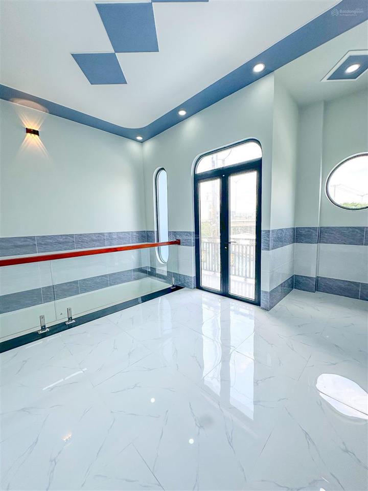 Chủ gửi bán nhà mới xây đường 18b , ngang 5m dài 20m giá 990tr gần chợ bình chánh