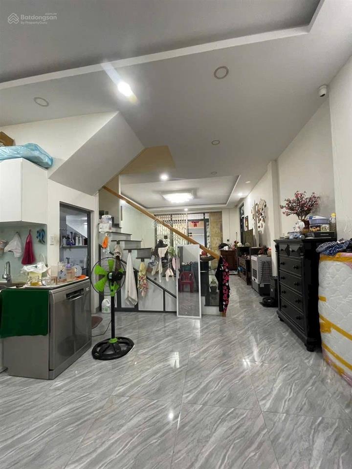 Ngân hàng sacombank thanh lý quý 2 căn nhà trệt lầu đang cho thuê 12tr/th 70m2