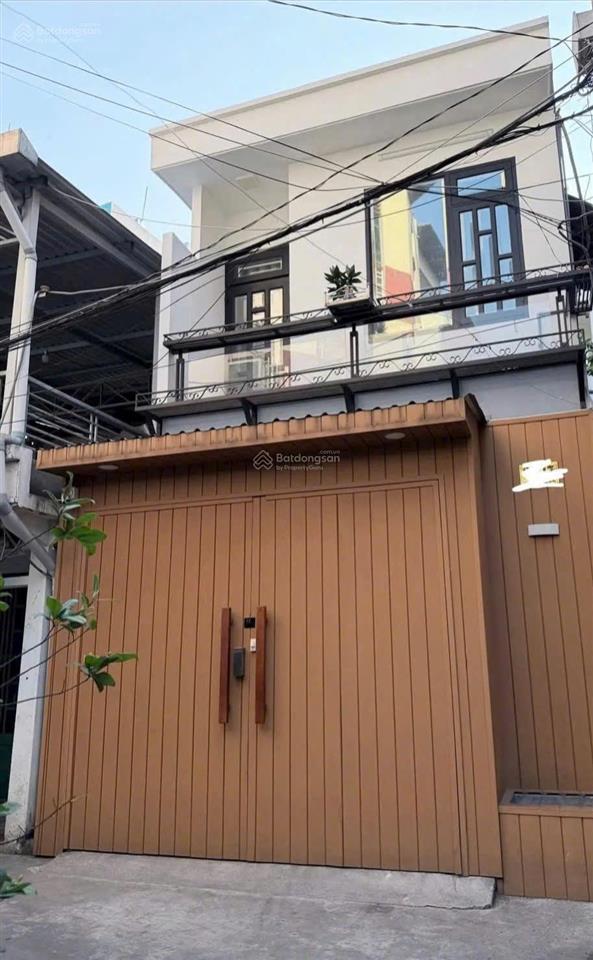 Cắt lỗ 300 tr bán căn nhà tâm huyết quận 8 đang cho thuê 12tr/th, shr đường phạm đức sơn
