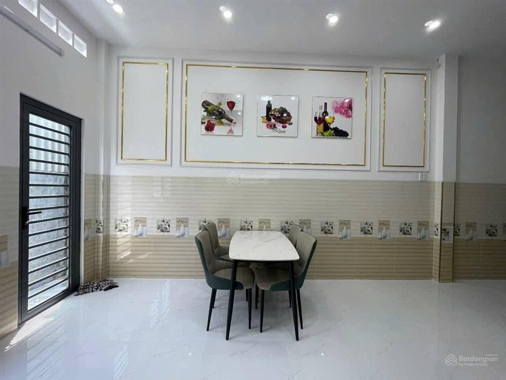Chính chủ bán gấp nhà cấp 4 đường tỉnh lộ 10 gần chợ bà lát, bình chánh