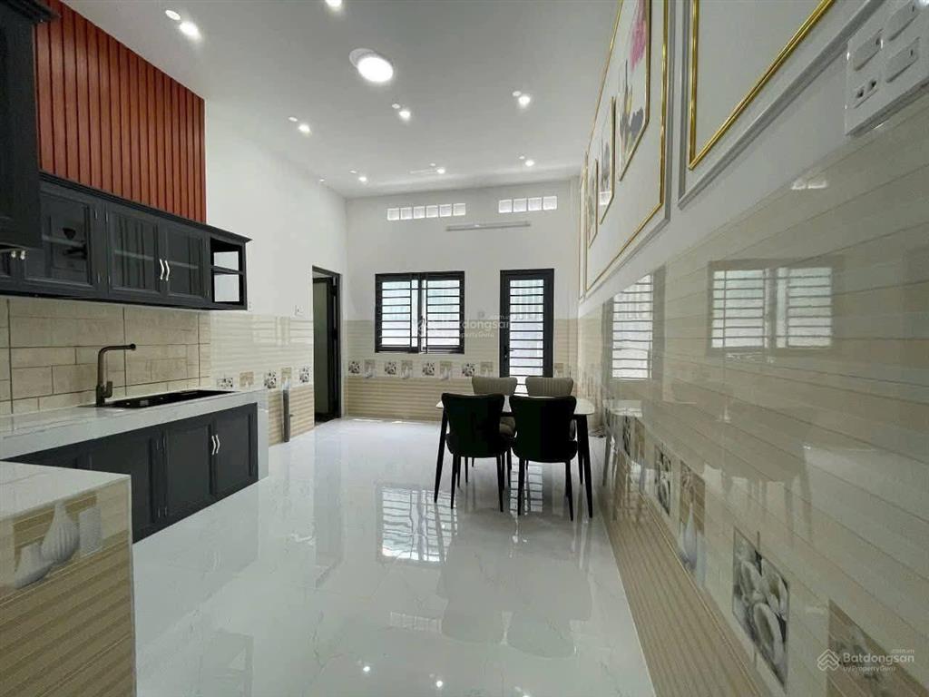 Chính chủ bán gấp nhà cấp 4 đường tỉnh lộ 10 gần chợ bà lát, bình chánh